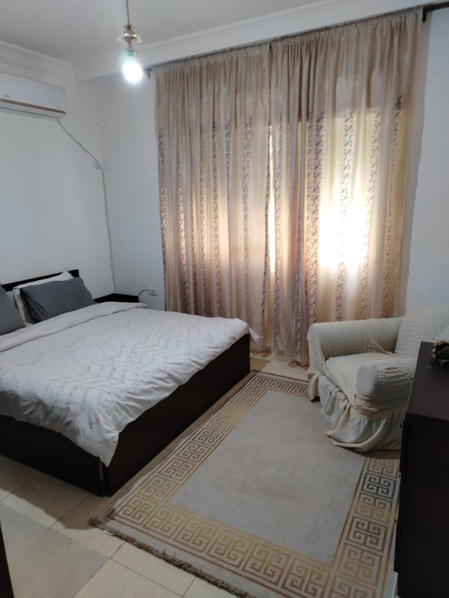 Apartment شقه مفروشة الجبيهه